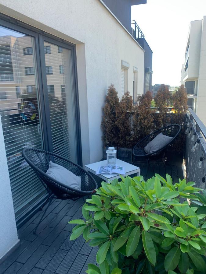 Apartamento Two-Levels Penthouse With A Garden In The City Center Łódź Exterior foto