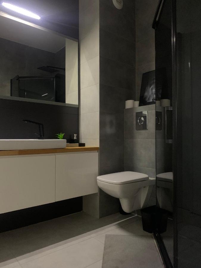 Apartamento Two-Levels Penthouse With A Garden In The City Center Łódź Exterior foto